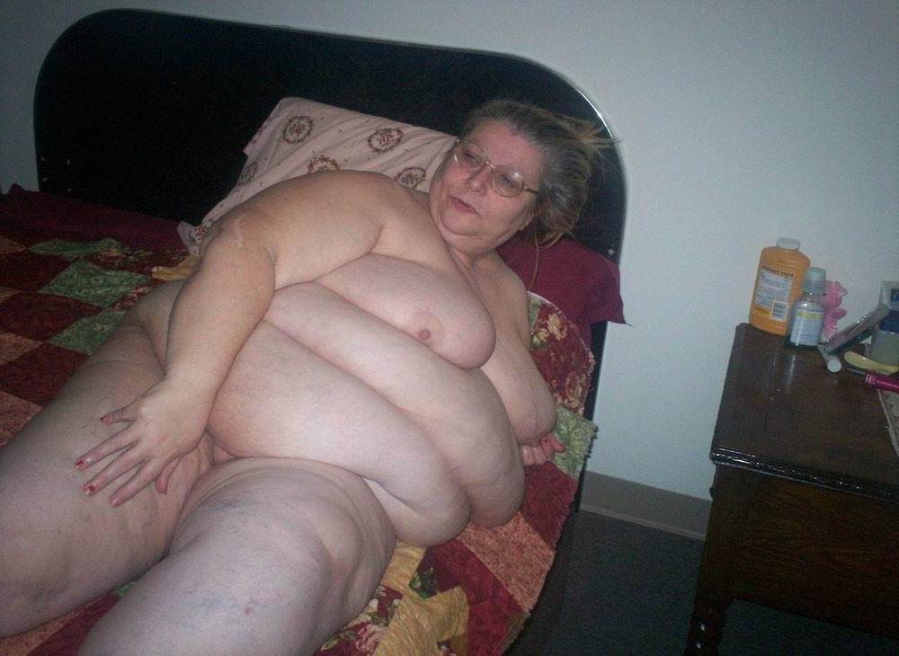 18P fat busty amateur granny gets fucked at home