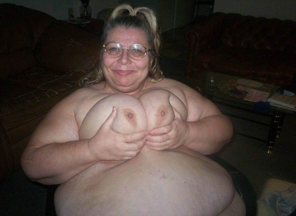 18P fat busty amateur granny gets fucked at home