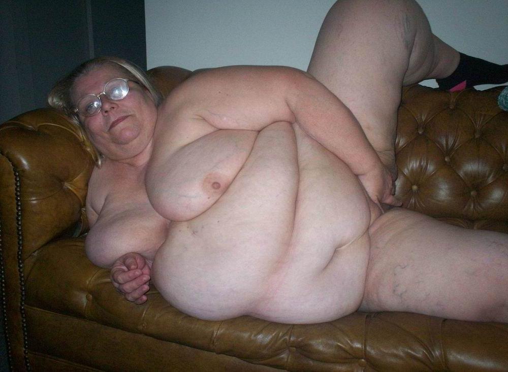 18P fat busty amateur granny gets fucked at home