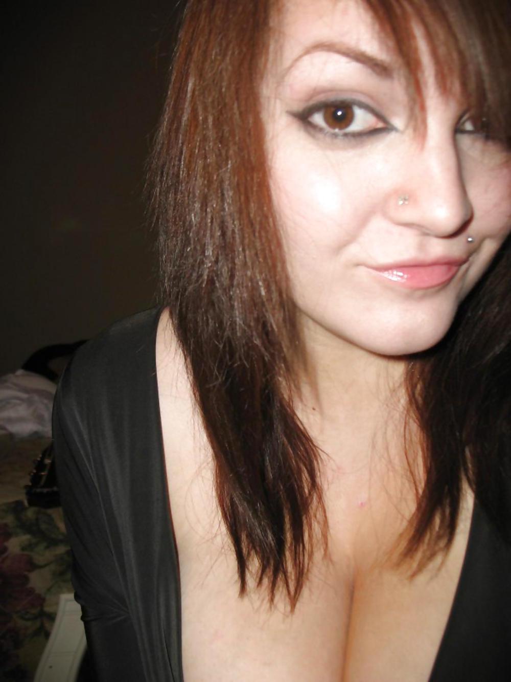 25P BUSTY AMATEUR GIRL - I LOVE YOUR BREASTS