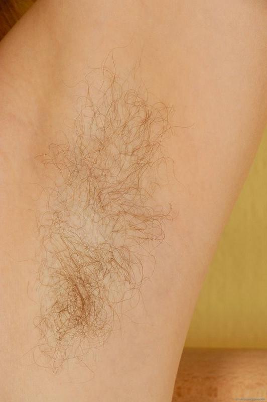 15P Kelli shows off her hairy mature pussy