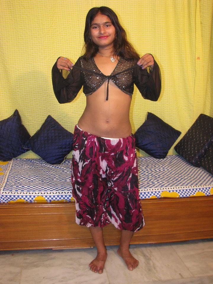 15P Hairy indian pussy