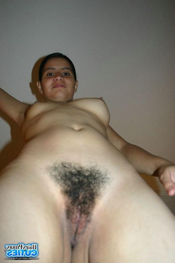 12P A Very Sex Appealing Hispanic Latina Teen Teases Us With Close