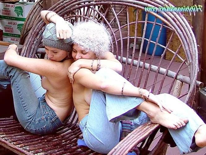 15P Cute n Hairy Tight Nippled Winter Day Hippie Strippers in Hats