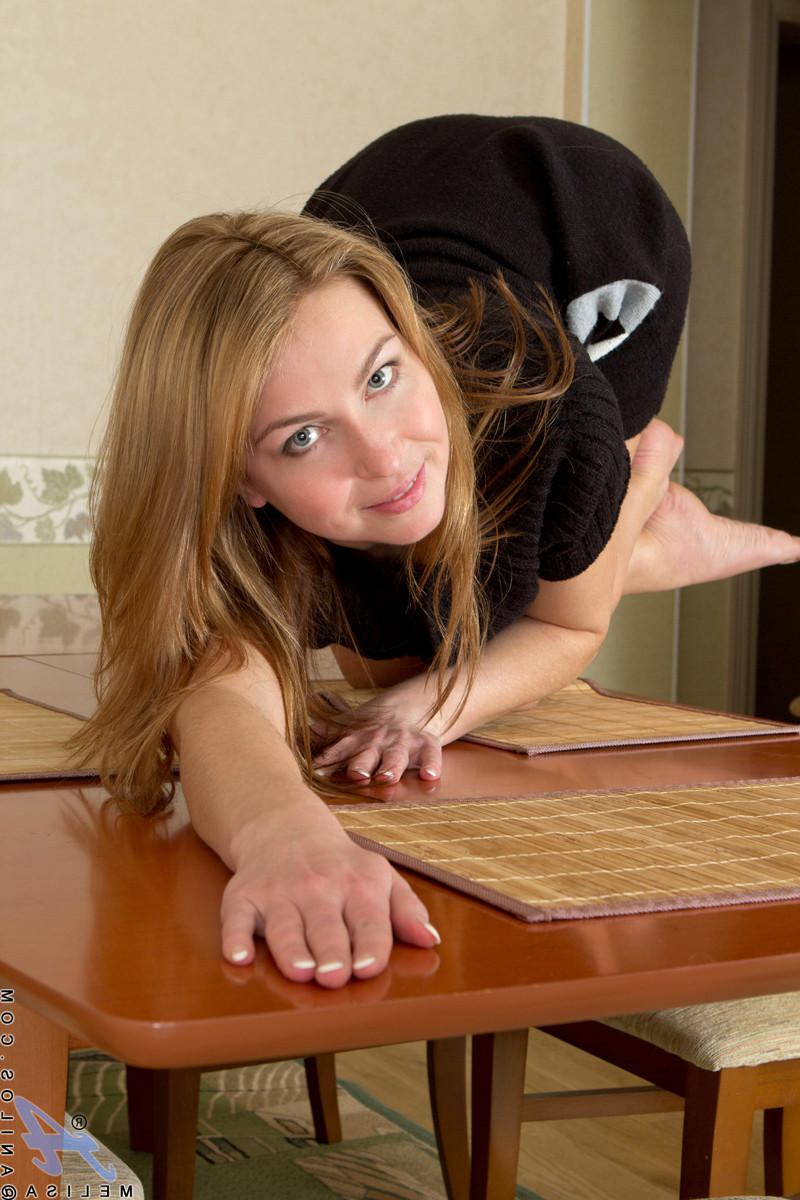 15P Naked housewife glides her fingers deep into her sweltering pussy