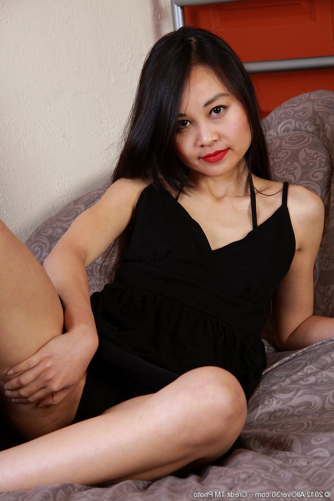 16P Petite and exotic Amber Thi drives her fingers deep into her pussy|Amber Thi|Feb