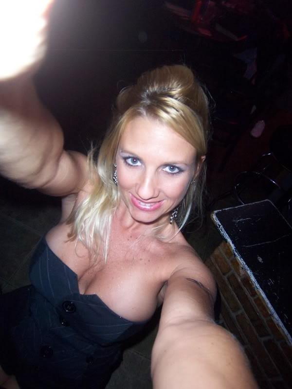 16P Sexy Party Milfs