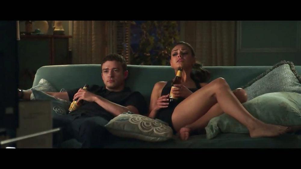 25P Mila Kunis Foot Pics