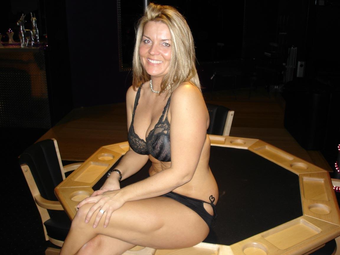19P Busty amateur housewife sucks and fucks