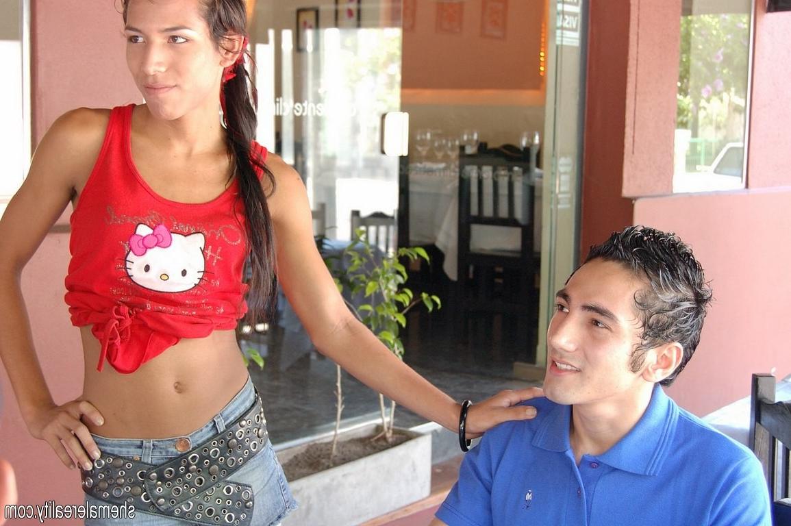 12P Guy doesn\'t mind jumping on tranny\'s sticking cock
