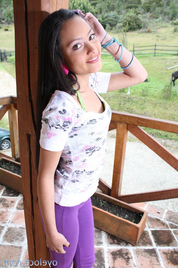 10P Sexy ass exotic Colombian teen places her sweet lips on a cock