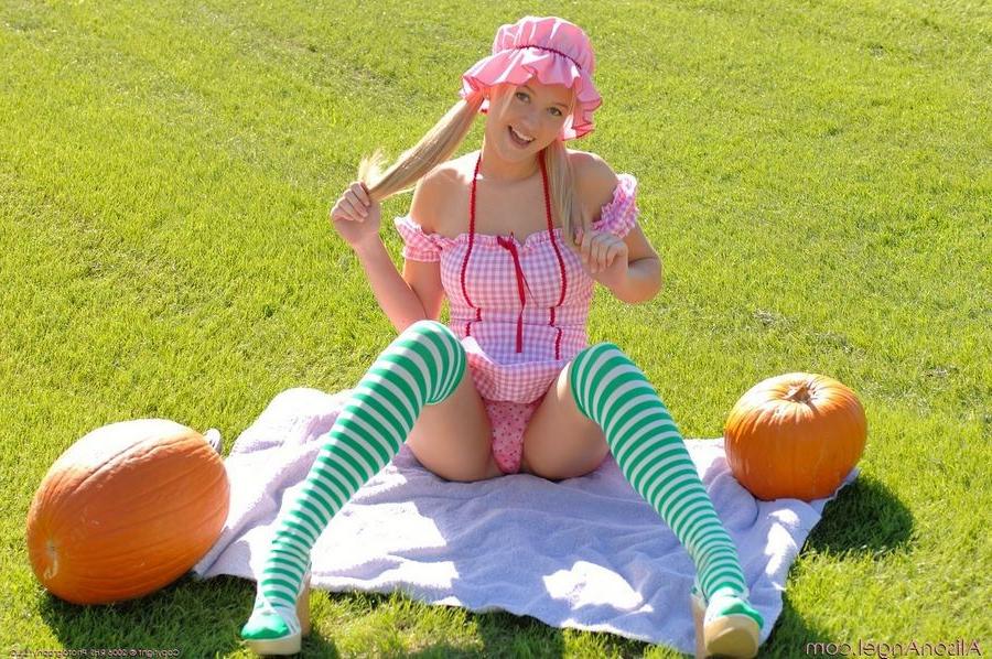 15P Alison dressed up as strawberry shortcake for halloween