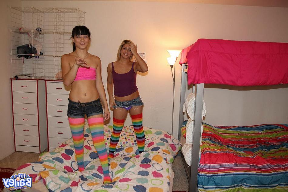 15P Petite 18 year old undresses tiny titted teen lesbian girlfriend
