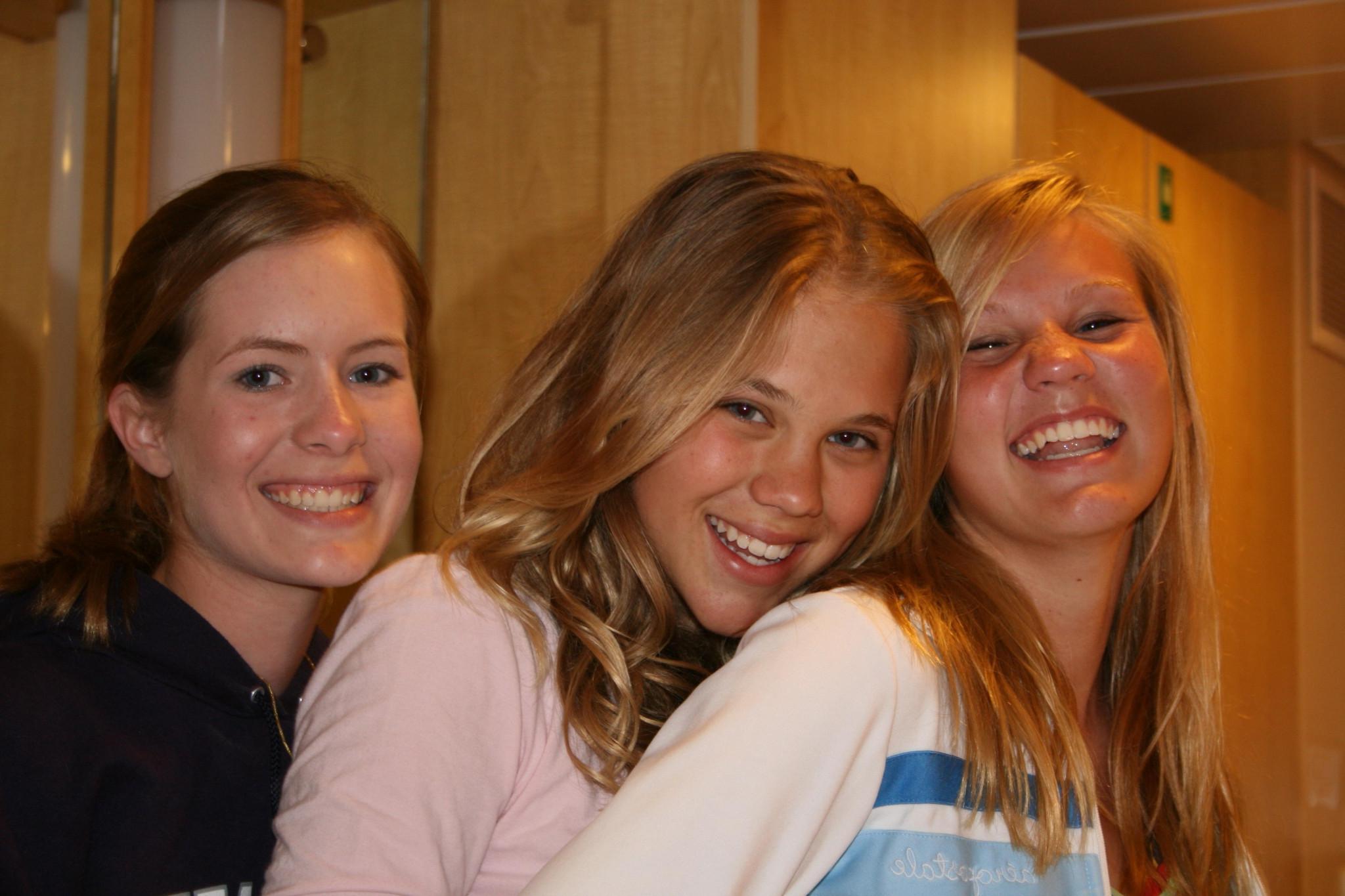 16P This Is What Happens During College Sorority Sleep Overs