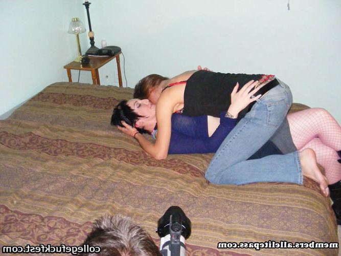 16P Hot lesbians licking at a college party