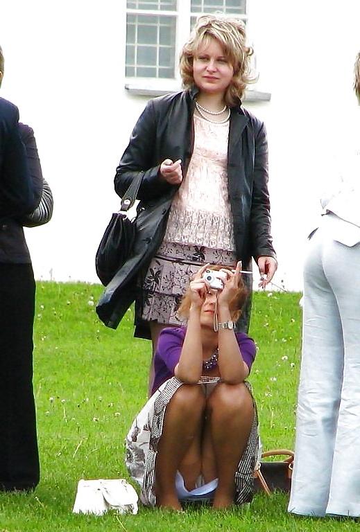 25P Voyeur Pics Upskirts Downblouse spy and more