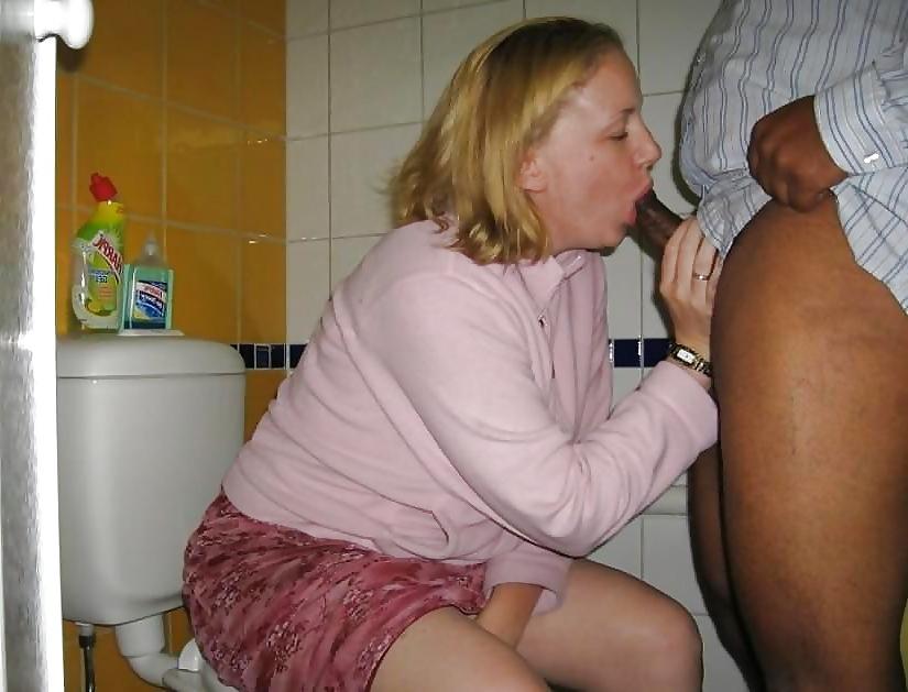 25P Wedding Ring Swingers #27: Suck that cock