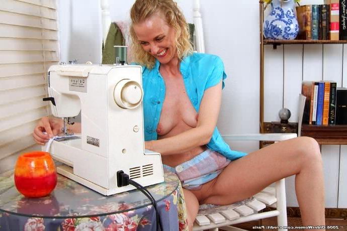16P Fortyish Upskirt Panty and Downblouse Old Tits Tease