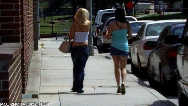 12P Gorgeous unintentionally flashers with big tits