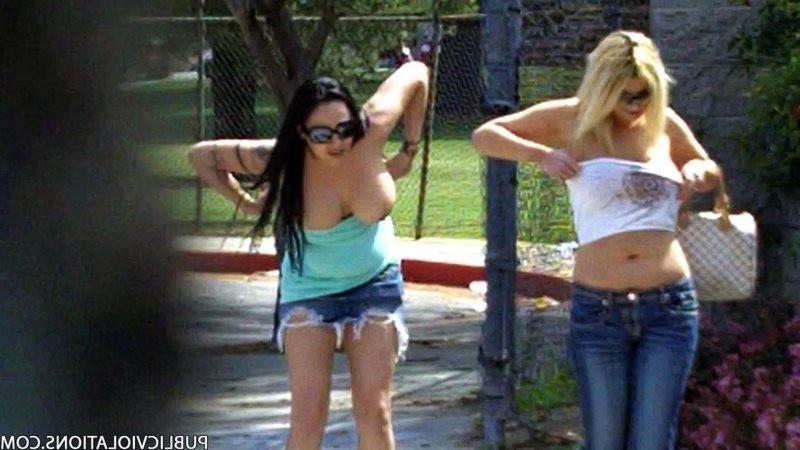 12P Gorgeous unintentionally flashers with big tits