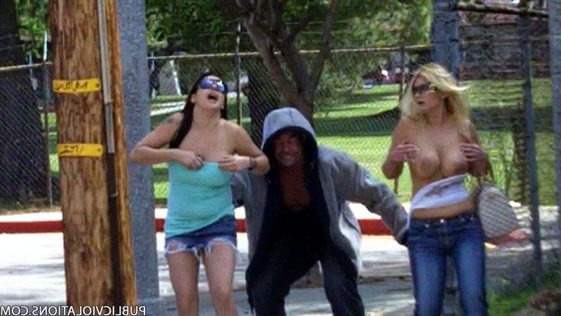 12P Gorgeous unintentionally flashers with big tits