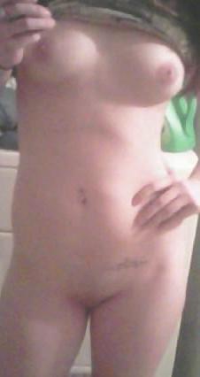 20P Exgf self pics