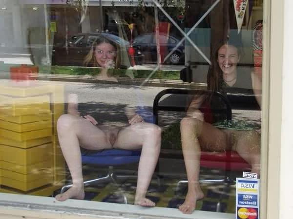 16P Crystal and Angela in a Public Flashing Contest