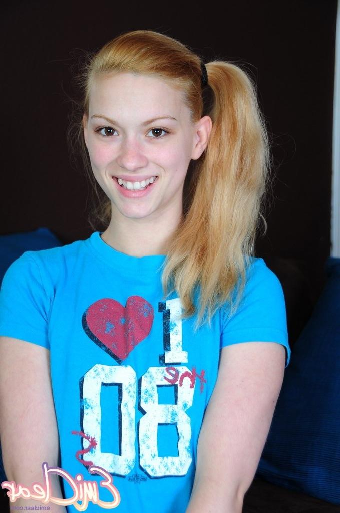 16P Teen with side ponytail