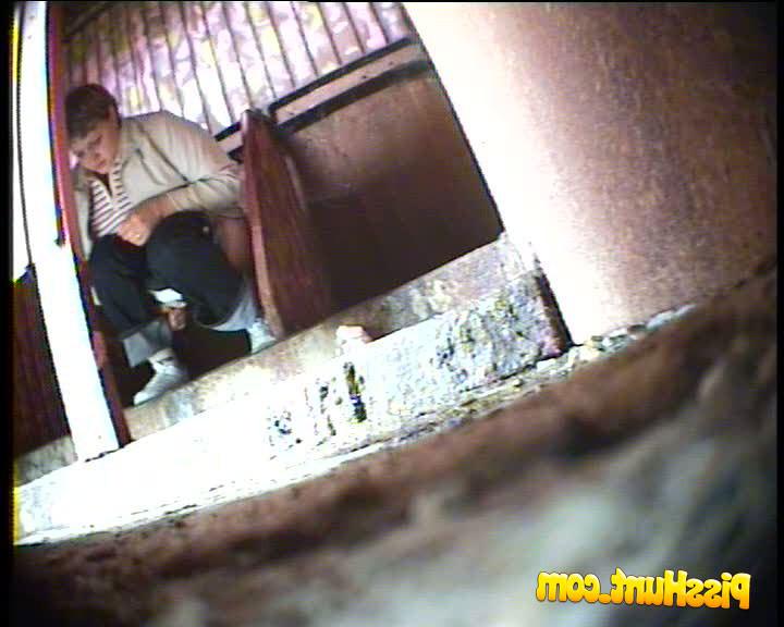 14P Old and young pissers peeing in front of spy cam