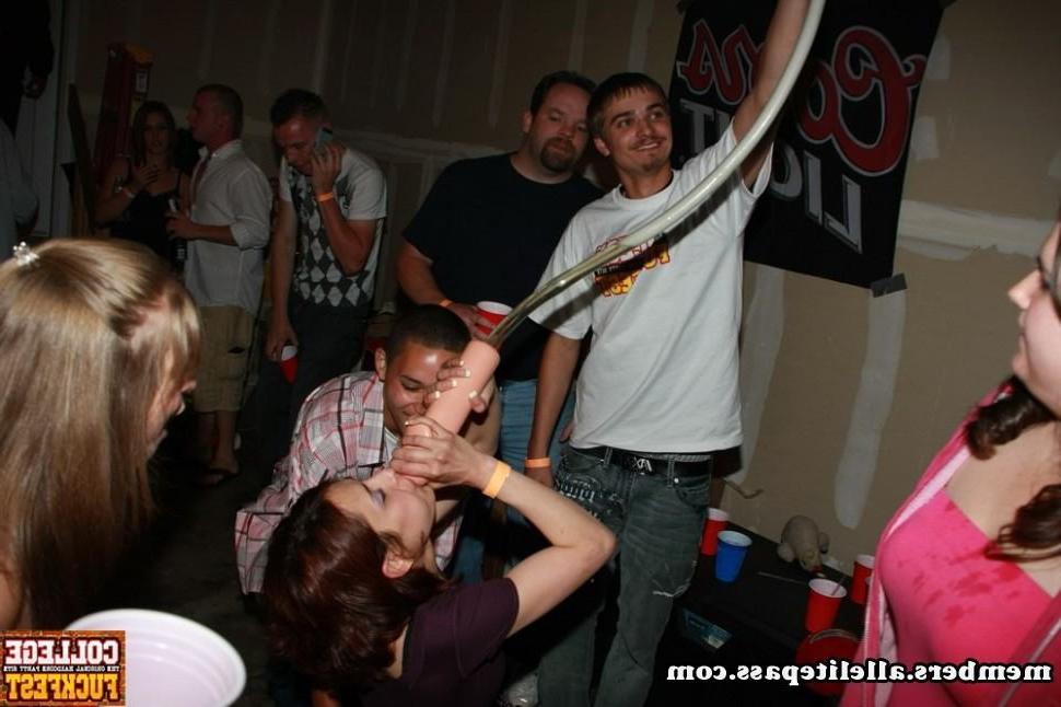 15P Homemade pix of drunk amateur college girlfriends craving cock