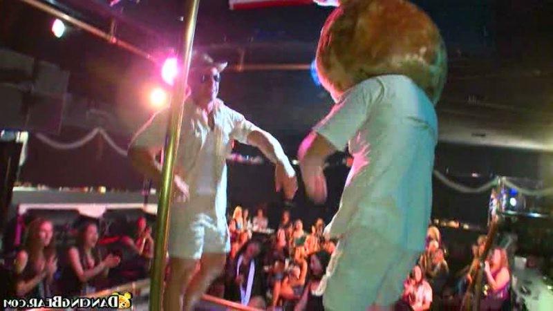 16P Male strippers creaming their audience on stage
