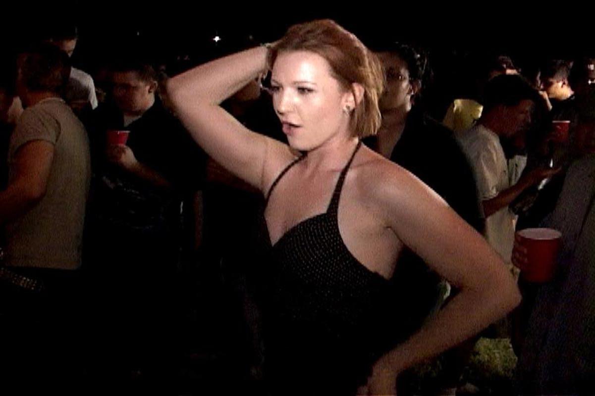 16P Drunk amateur blonde teen fucking at college party