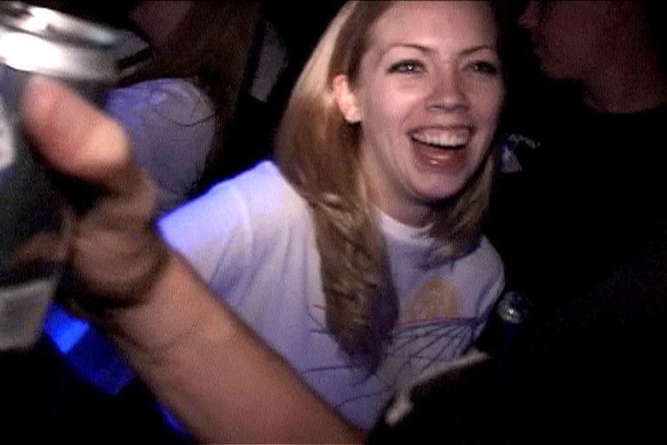 16P Brunette girl fucking at college party