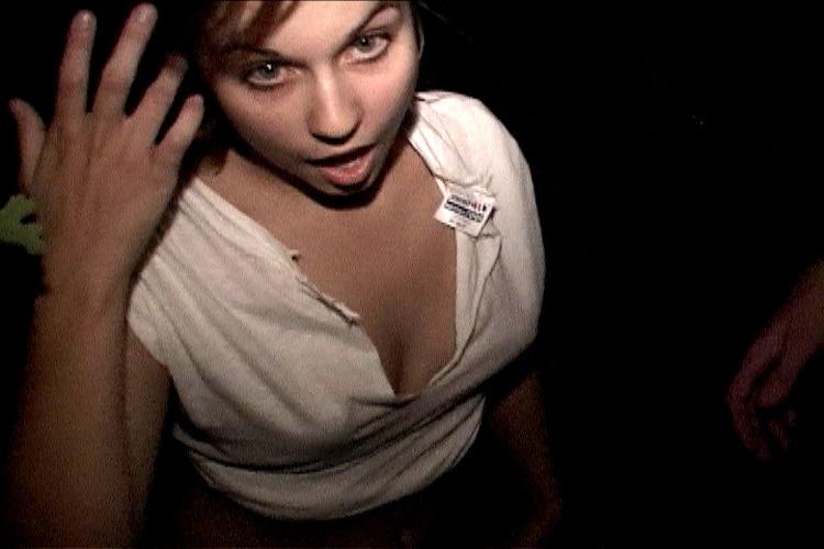 16P Brunette girl fucking at college party