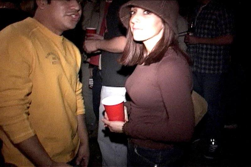 16P Horny drunk bitches sucking and fucking in college party