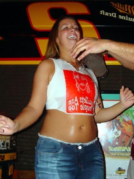 16P Drunk college girls showing their tits in wet t shirt contest