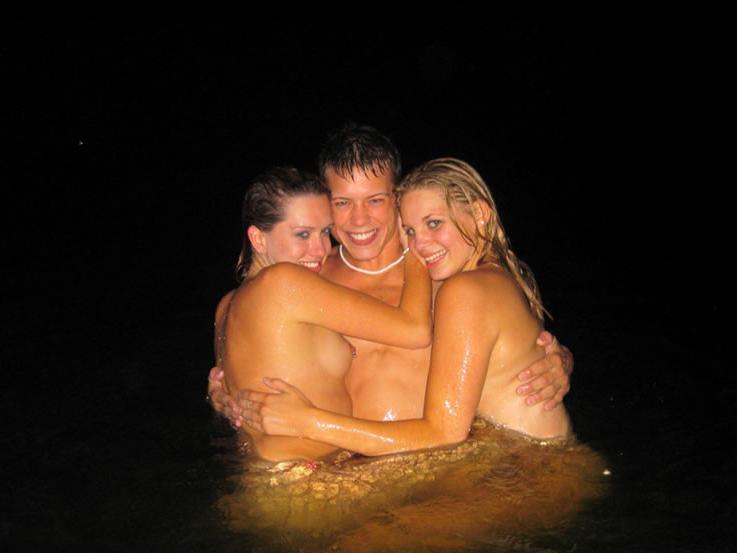 18P Teens going skinny dipping after college party