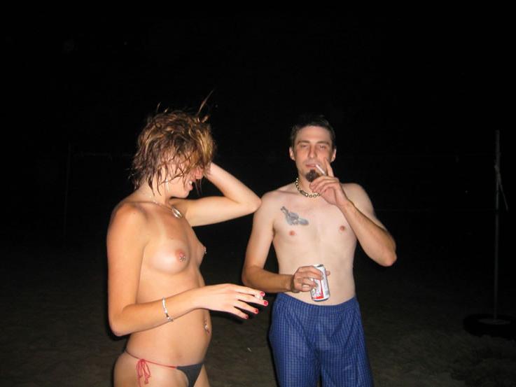 18P Teens going skinny dipping after college party