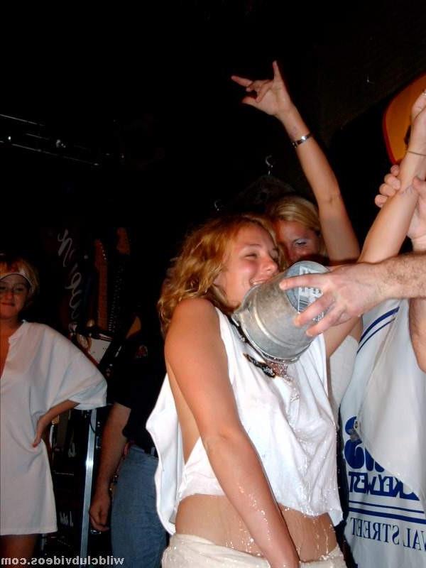 16P Wet T-Shirt Contest