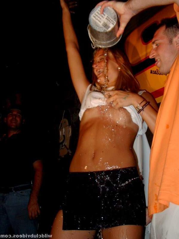 16P Wet T-Shirt Contest