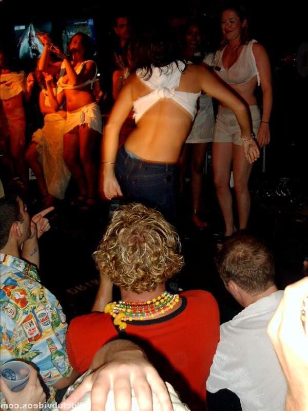16P Wet T-Shirt Contest