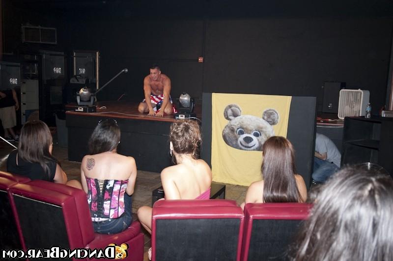 16P Handsome seducers drilling all chicks at hardcore party