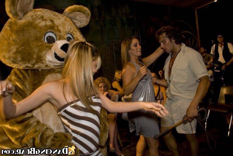 13P Pretty cuties get gaped by big guys at wild hardcore party