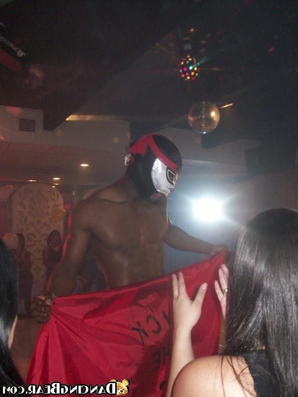 16P Handsome seducers drilling all chicks at hardcore party