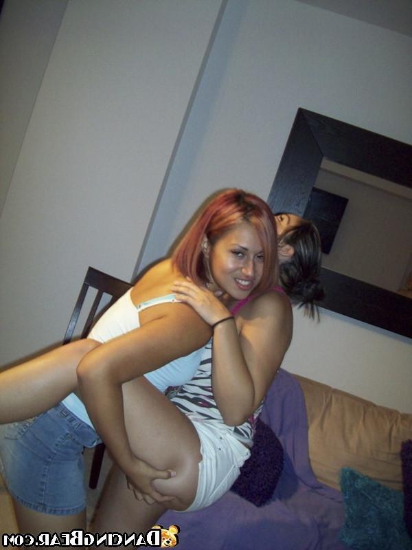 16P Crazy club babes getting penetrated by nasty dudes at party