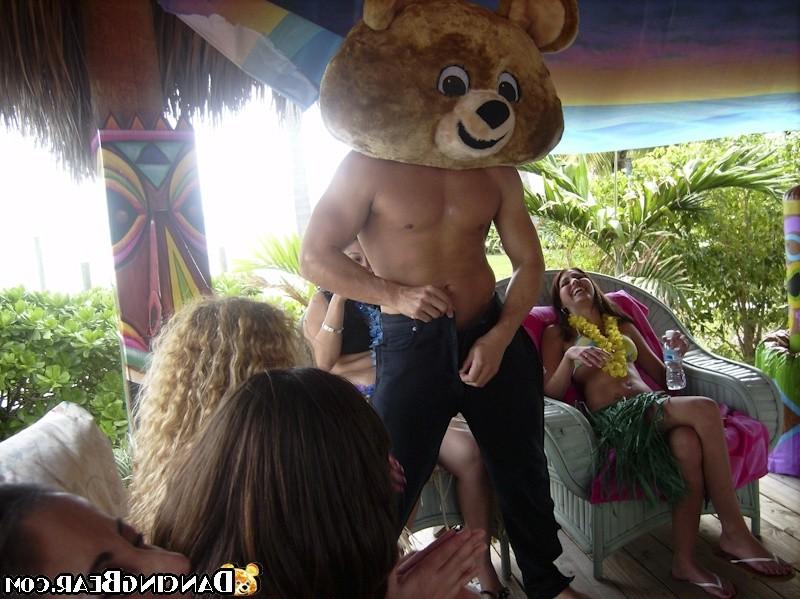 16P Beautiful chicks get penetrated at dirty hardcore party