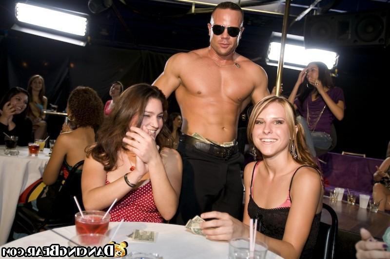 16P Beautiful chicks get penetrated at dirty hardcore party