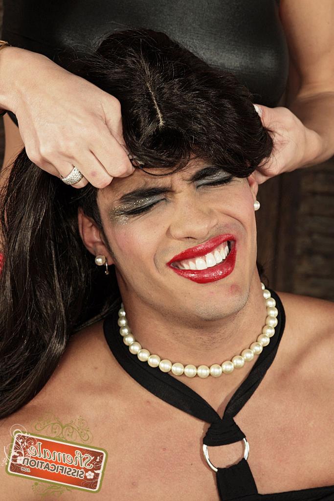 15P Carla reinvents this guy into a sissyboy
