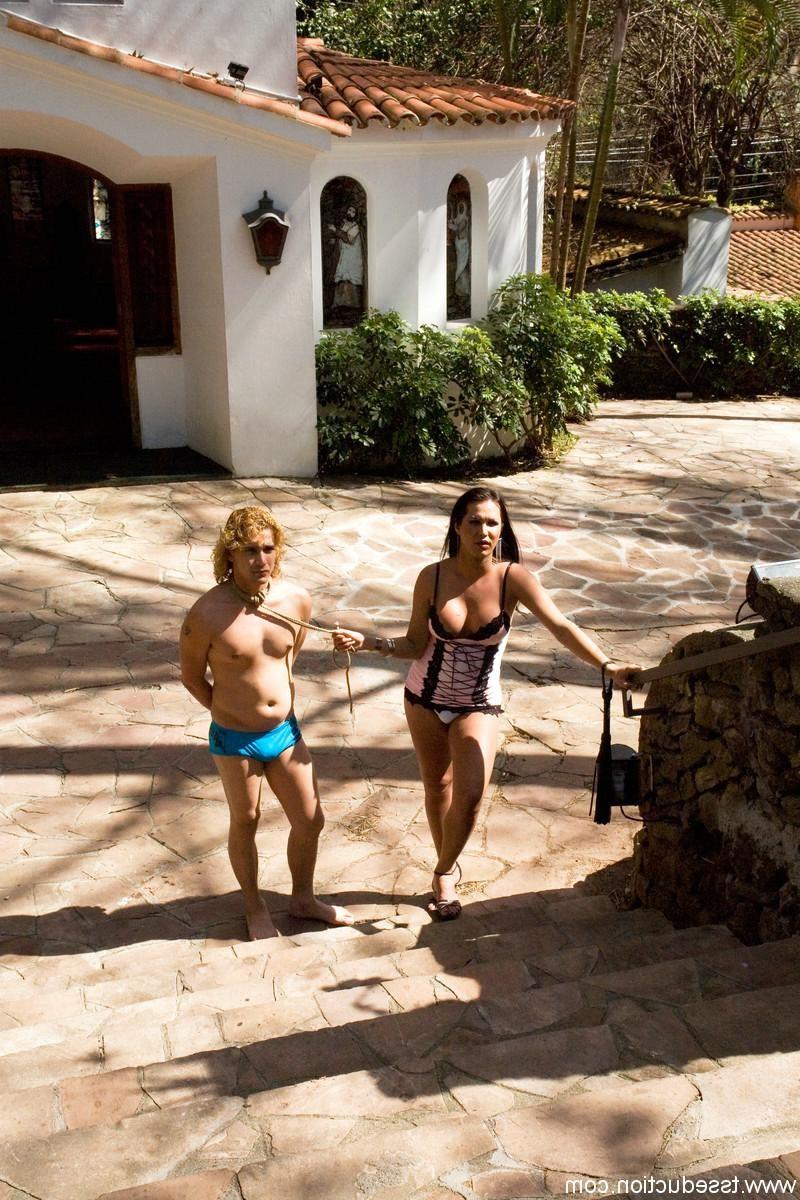 24P Very sexy shemale seduced and fucked real straight guy
