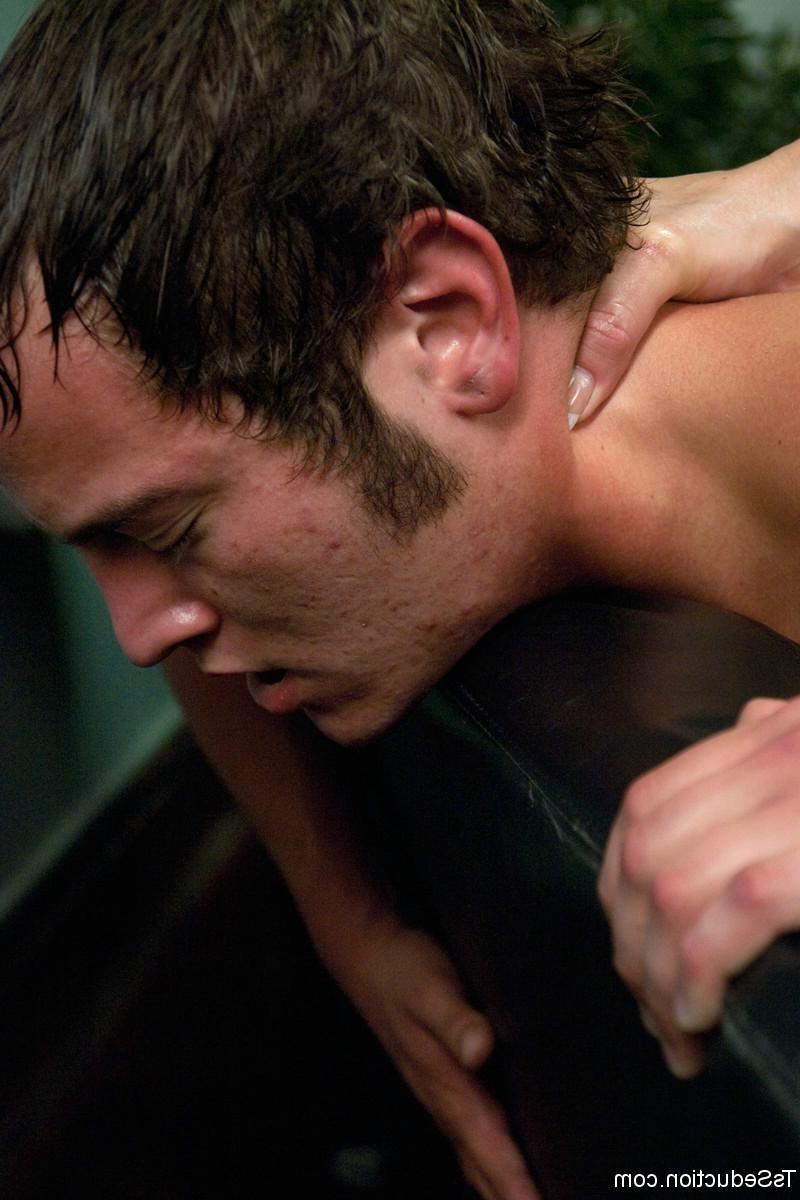 24P Very sexy shemale seduced and fucked real straight guy